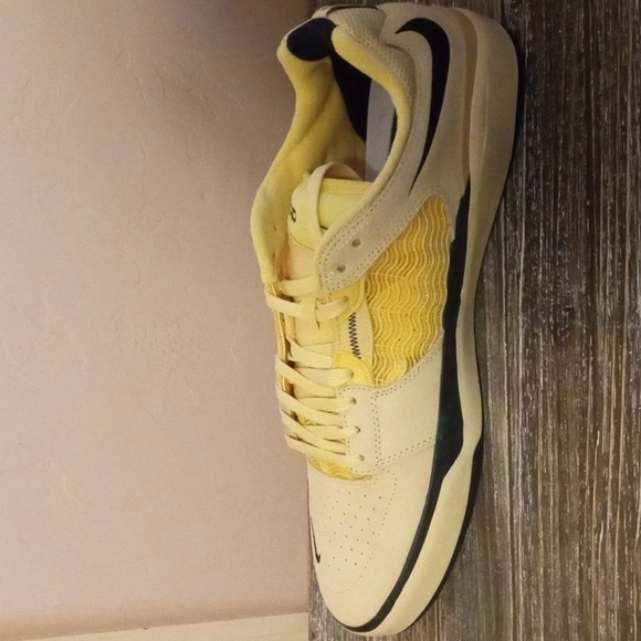 Nike SB ISHOD Size 13 Lemon Wash/Black Lemon Drop. NEW. - Picture 1 of 7